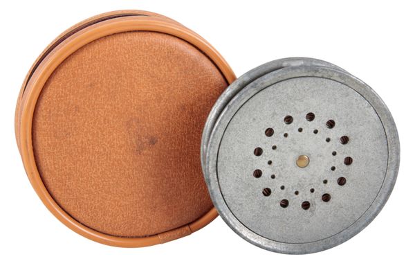 HARDY: A PERFECT 3 5/8" ALLOY TROUT FLY REEL