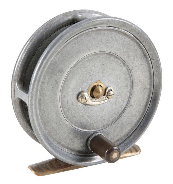 HARDY: A UNIQUA 3 1/8" TROUT FLY REEL