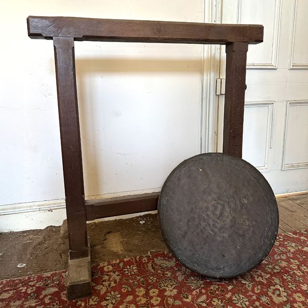 A VICTORIAN DINNER GONG