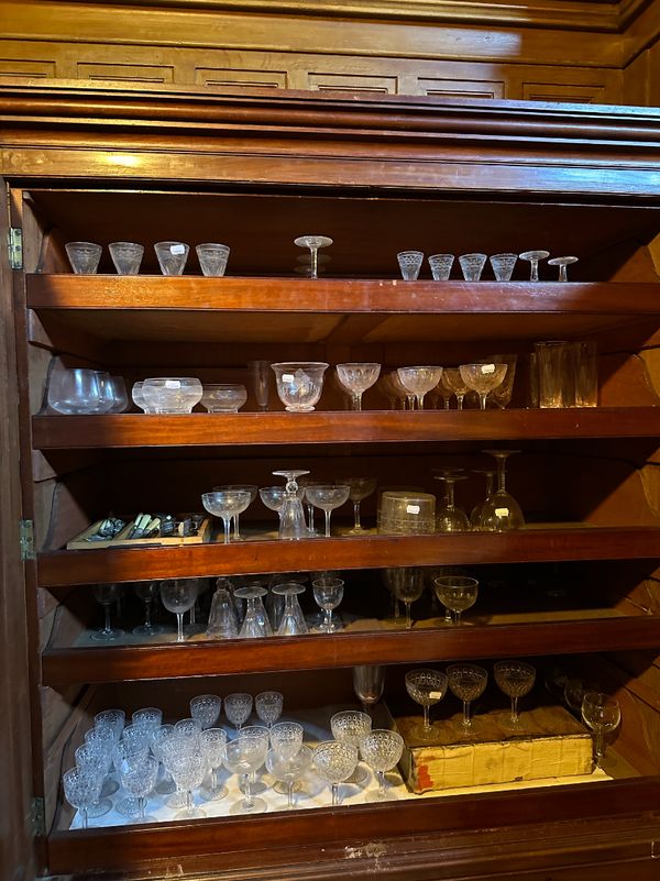 A LARGE COLLECTION OF ENGLISH GLASS