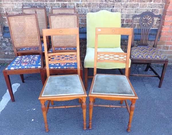 A PAIR OF EDWARDIAN SATINWOOD OCCASIONAL CHAIRS