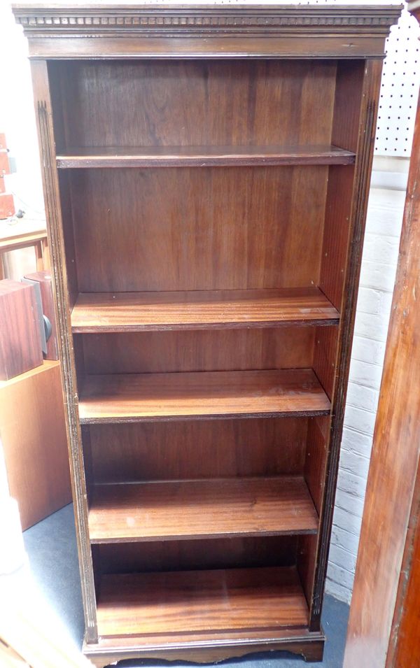 A MAHOGANY TALL OPEN BOOKCASE