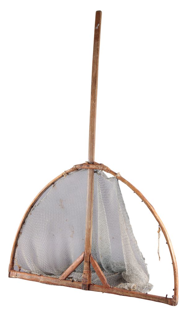 AN OAK SHRIMPING NET