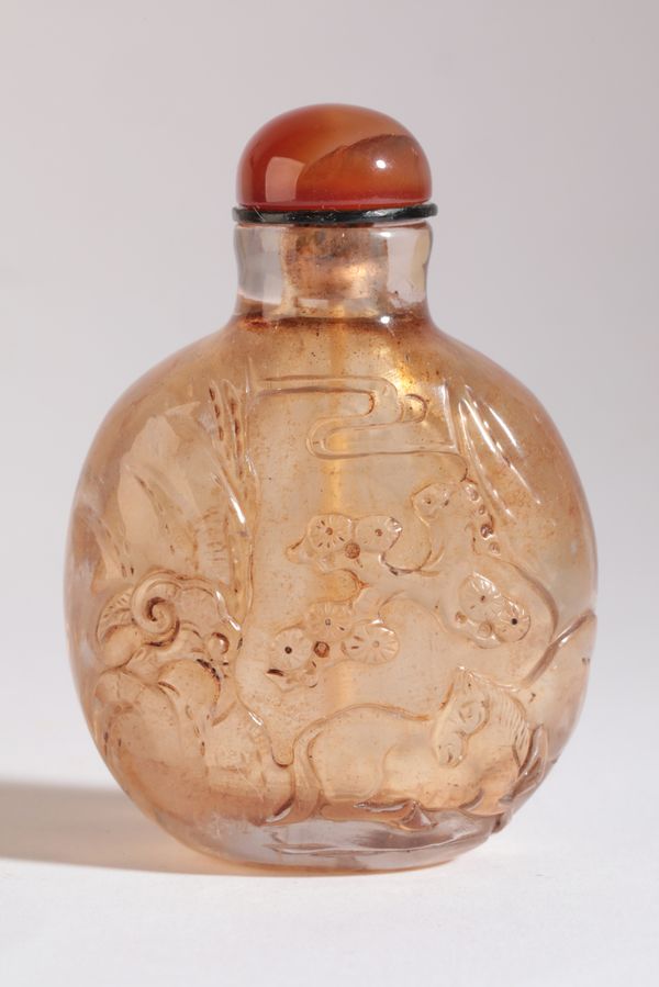 A CHINESE CRYSTAL SNUFF BOTTLE