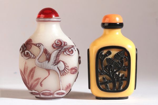 A CHINESE SNUFF BOTTLE