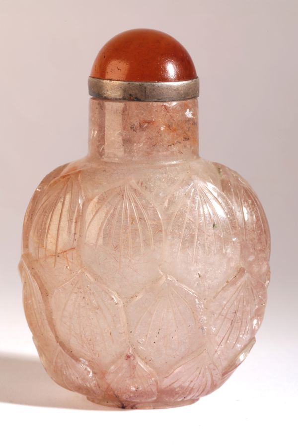 A CHINESE CRYSTAL SNUFF BOTTLE