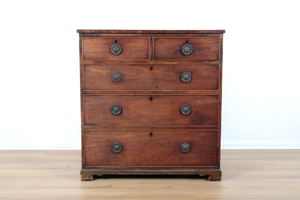 A GEORGE III MAHOGANY CHEST OF DRAWERS