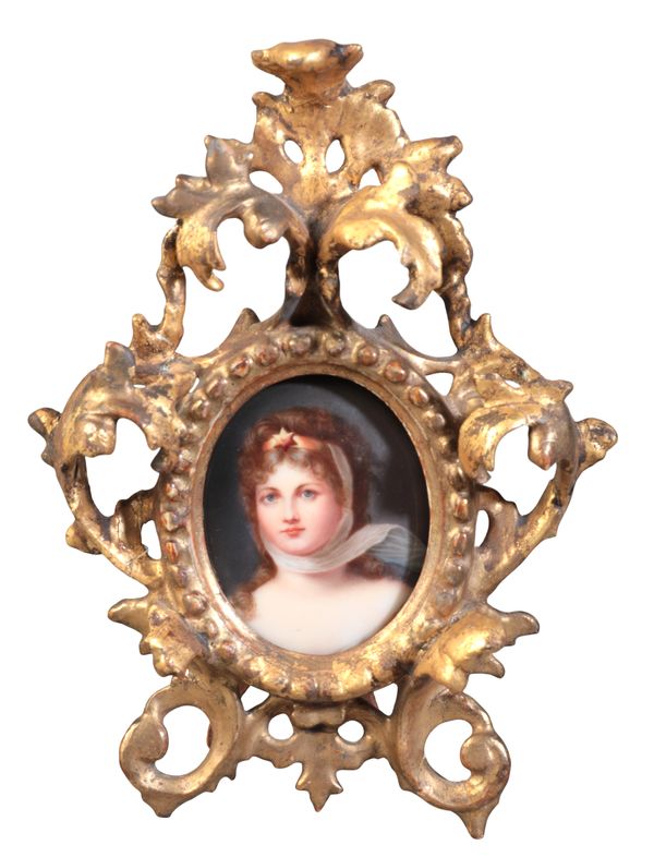 A CONTINENTAL HARD PASTE PORCELAIN PORTRAIT PLAQUE