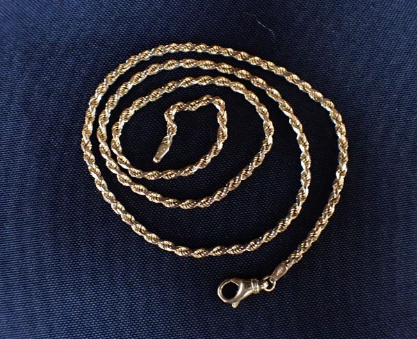 A 14ct GOLD ROPE CHAIN