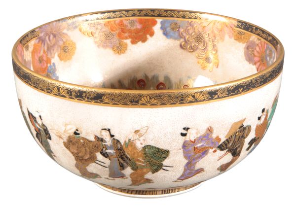 A JAPANESE PORCELAIN SATSUMA BOWL