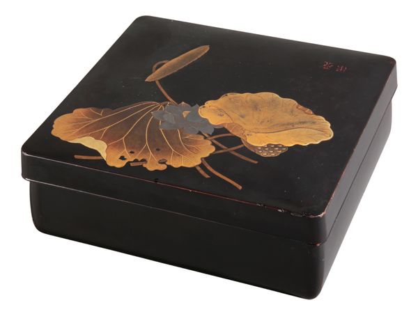 A JAPANESE BLACK LACQUER BOX