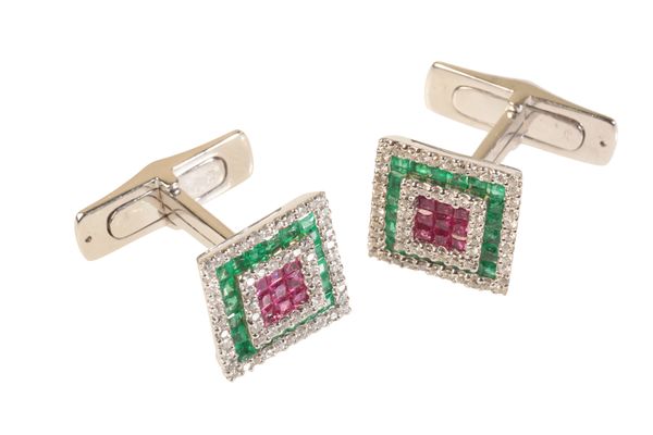 A PAIR OF GEM-SET CUFFLINKS