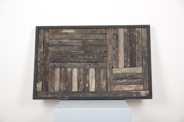 MARTIN SCOREY (1961-2021): AN ABSTRACT DRIFTWOOD SCULPTURE