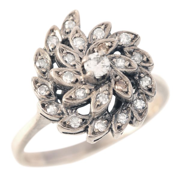 A DIAMOND CLUSTER RING