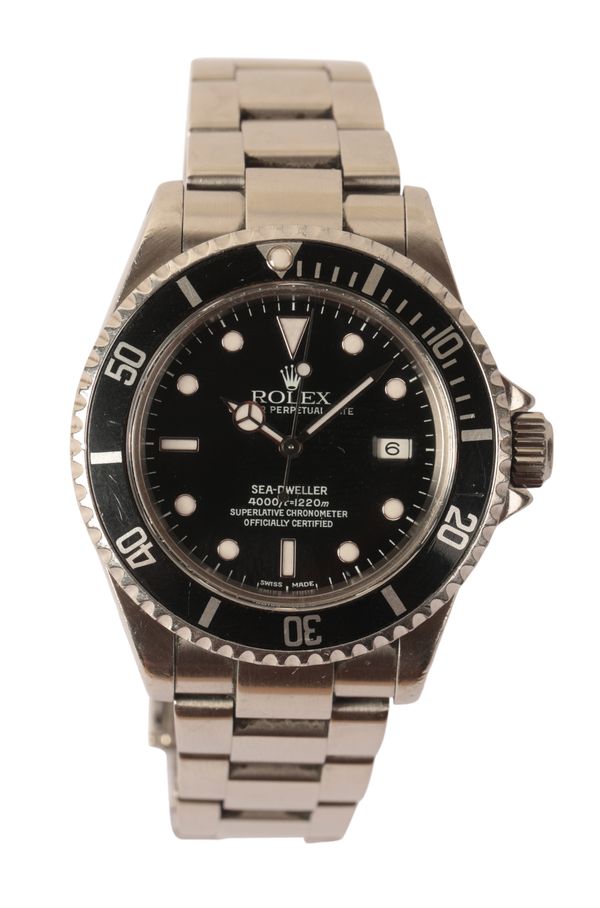 ROLEX OYSTER PERPETUAL SEA-DWELLER: A GENTLEMAN'S STAINLESS STEEL BRACELET WATCH