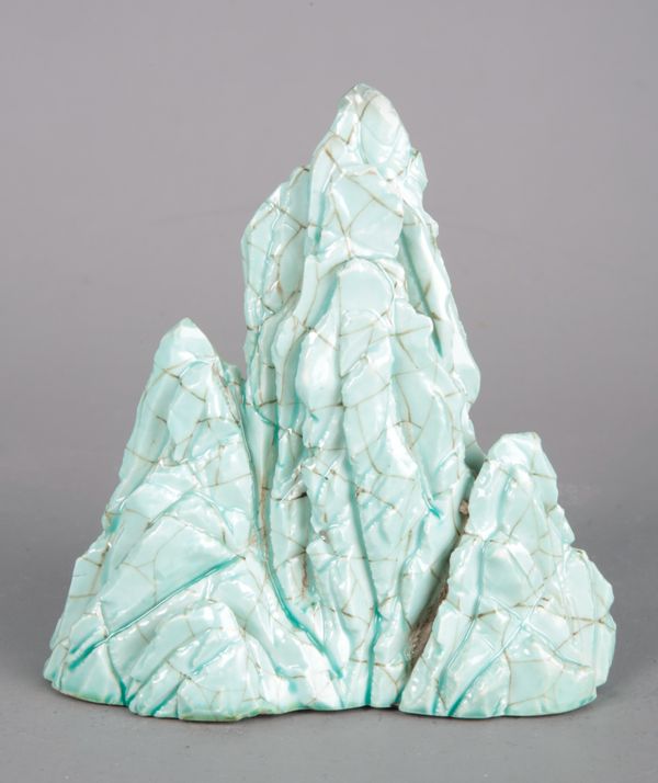 A CHINESE PORCELAIN TURQUOISE GLAZED 'SCHOLAR'S ROCK'