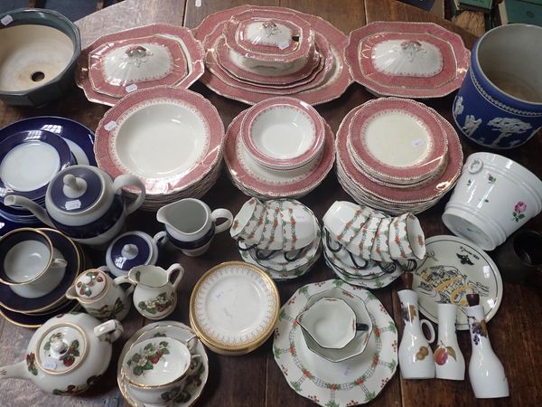 A QUANTITY OF CERAMICS