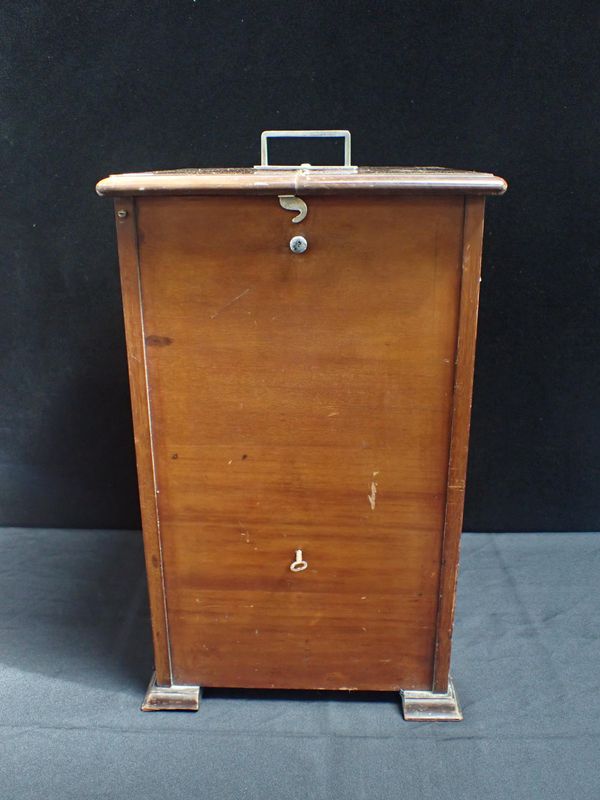 A 1930s PATENT 'ELEVETTE' DRINKS CABINET