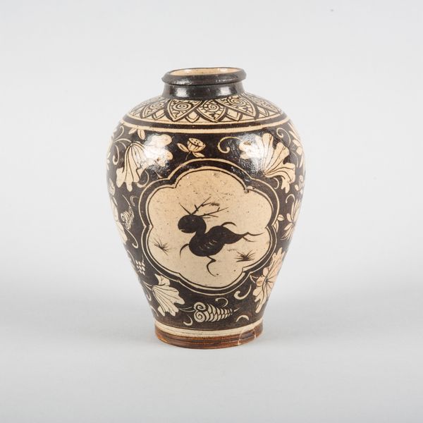 A CHINESE CHIZHOU BALUSTER VASE