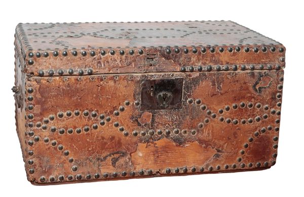 A STUDDED LEATHER RECTANGULAR TRUNK