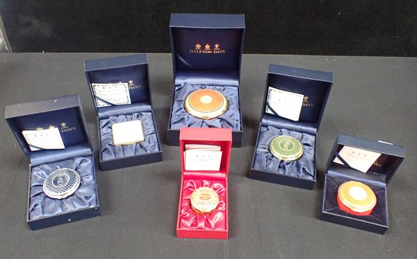 A COLLECTION OF COMMEMORATIVE HALCYON DAYS ENAMEL BOXES