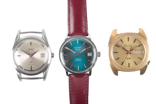BULOVA: A GOLD-PLATED WRISTWATCH