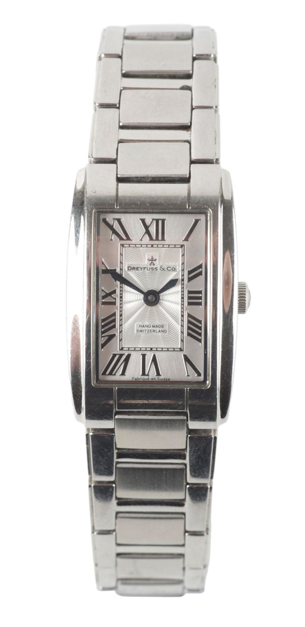 DREYFUSS & CO. SWITZERLAND: A STAINLESS STEEL BRACELET WATCH