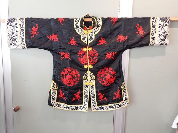 A CHINESE EMBROIDERED SILK JACKET