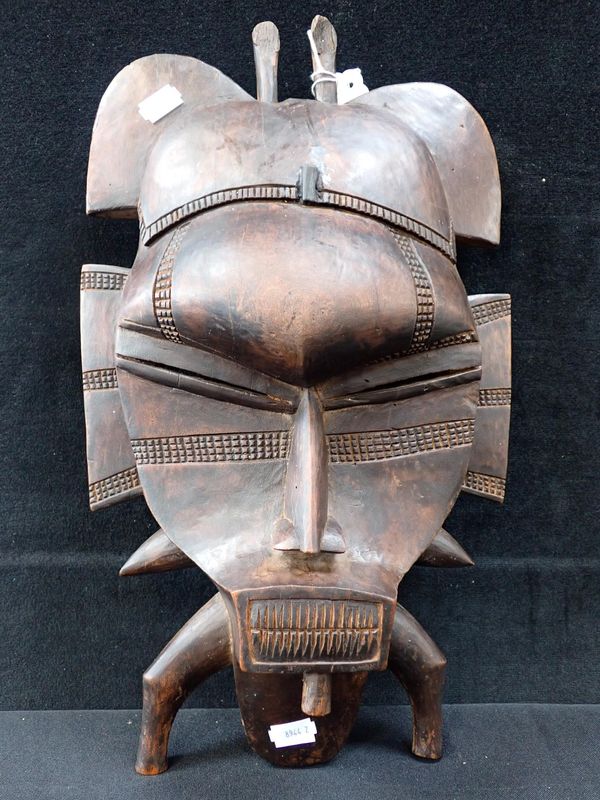 AN AFRICAN TRIBAL MASK