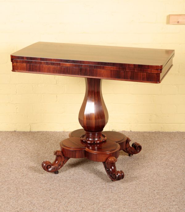 A WILLIAM IV ROSEWOOD CARD TABLE