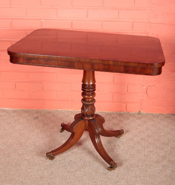 A GEORGE IV MAHOGANY AND ROSEWOOD CROSSBANDED OCCASIONAL TABLE