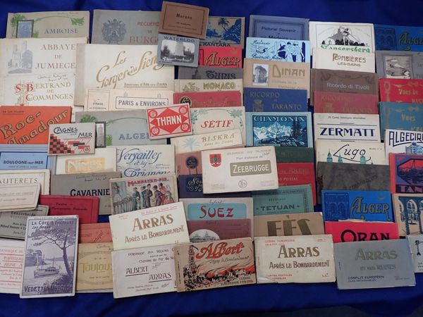 POSTCARDS, BOUND SOUVENIR SETS, INCLUDING WWI DAMAGE POSTCARDS