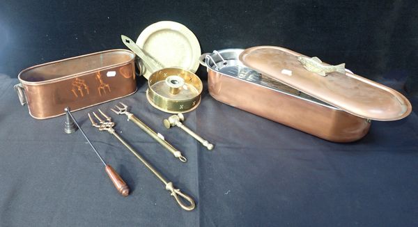 A COPPER FISH KETTLE, WITH FISH FINIAL TO THE COVER