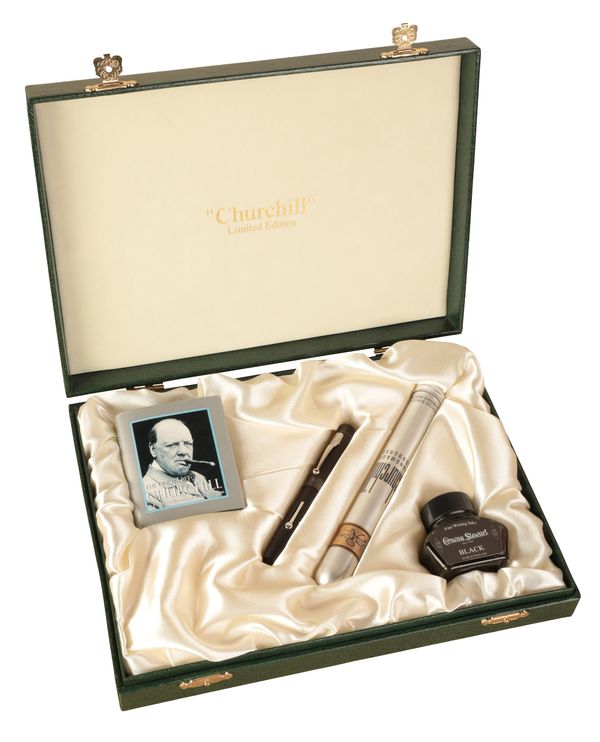 CONWAY STUART: A LIMITED EDITION CHURCHILL FOUNTAIN PEN SET