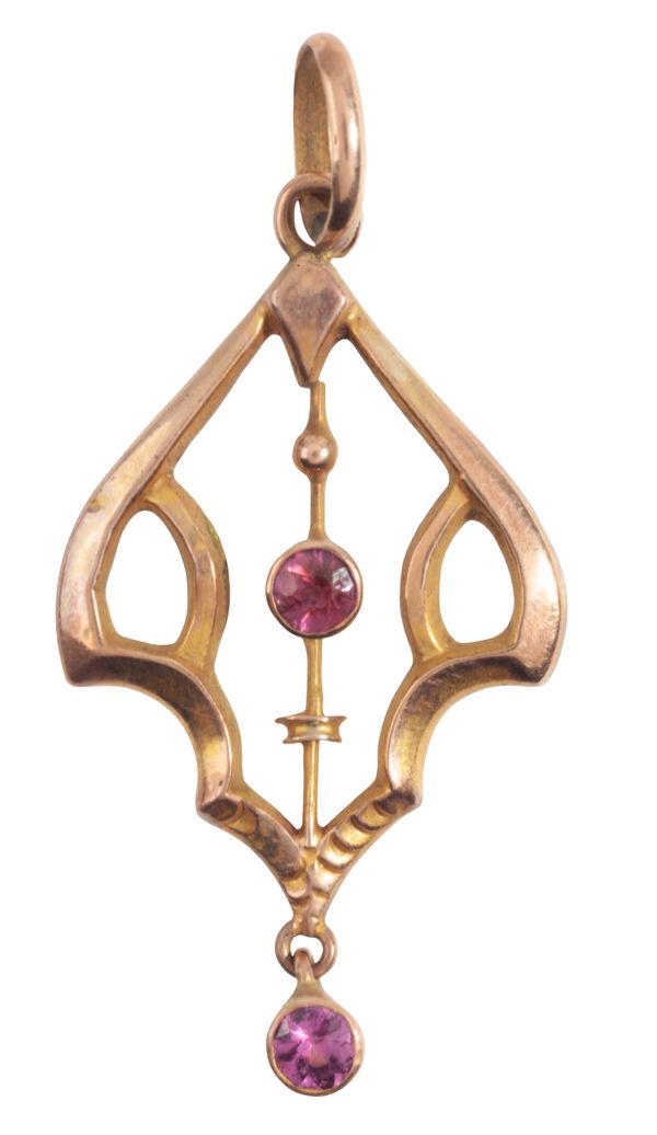 AN ARTS & CRAFTS TOURMALINE LAVALIER PENDANT