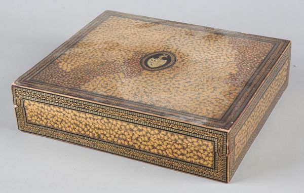 A CHINESE EXPORT LACQUER GAMING BOX