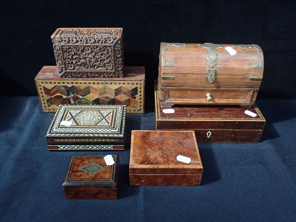 A JEWELLERY BOX WITH SPECIMEN WOOD AND TUNBRIDGE WARE DECORATION