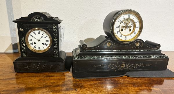 A VICTORIAN SLATE AND VERDE ANTICO MANTEL CLOCK