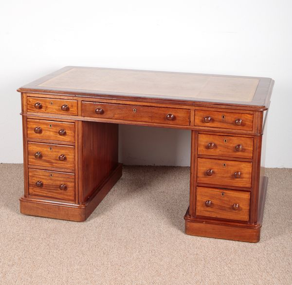 A VICTORIAN MAHOGANY PEDESTAL DESK