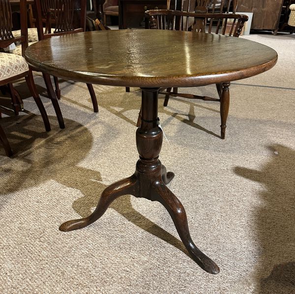 A GEORGE III OAK TRIPOD TABLE