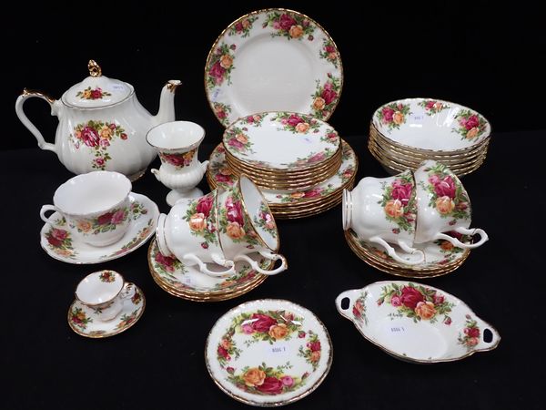 A ROYAL ALBERT 'OLD COUNTRY ROSES' PART TEA SET