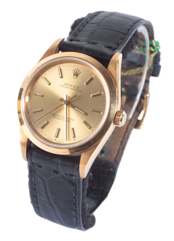 ROLEX OYSTER PERPETUAL: A GENTLEMAN'S 18CT GOLD WRISTWATCH