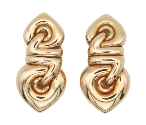 BULGARI: A PAIR OF 'DOPPIO CUORE' EARRINGS