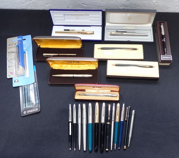 A LARGE COLLECTION OF PENS