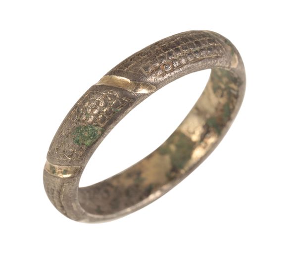 A POST-MEDIEVAL SILVER GILT FINGER RING