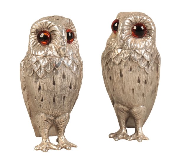 A PAIR OF ELIZABETH II SILVER OWL SALT AND PEPPER POTS