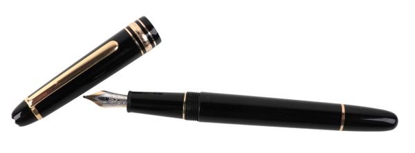 A MONT BLANC MEISTERSTUCK PIX FOUNTAIN PEN