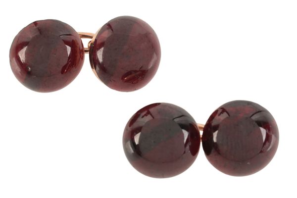 A PAIR OF FRENCH ANTIQUE GARNET CUFFLINKS