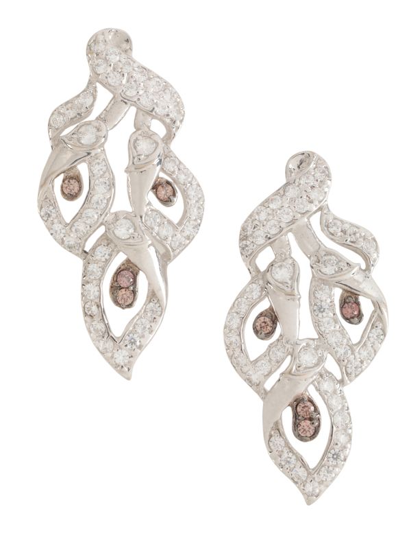 A PAIR OF DIAMOND EARRINGS