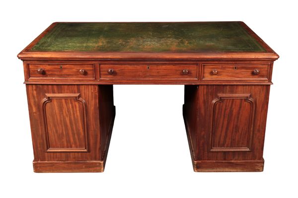 A VICTORIAN MAHOGANY PEDESTAL DESK